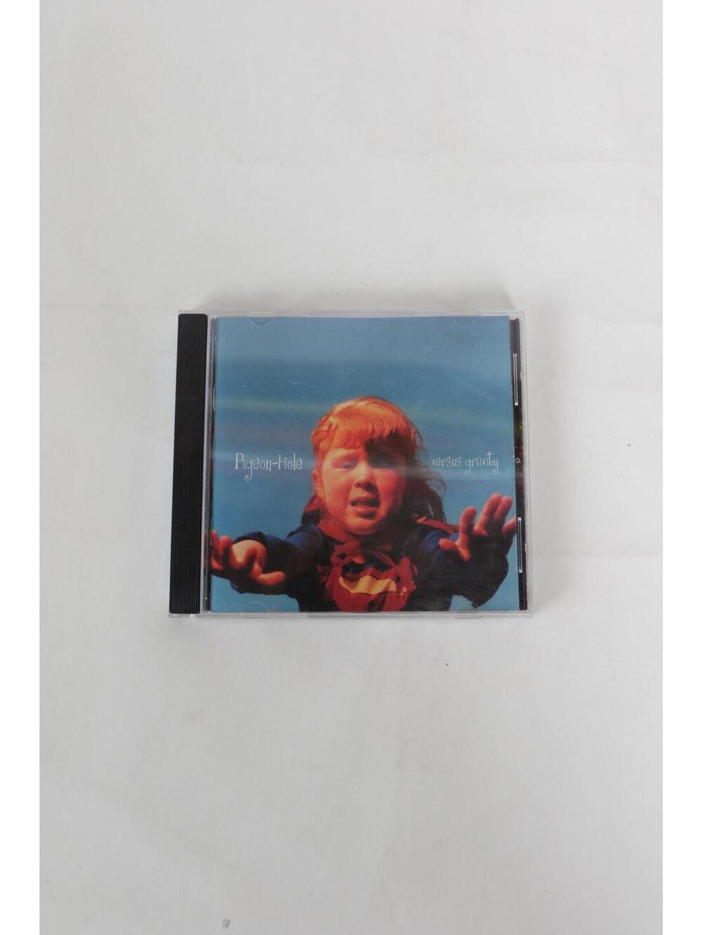 00's Pigeon-Hole Versus Gravity CD